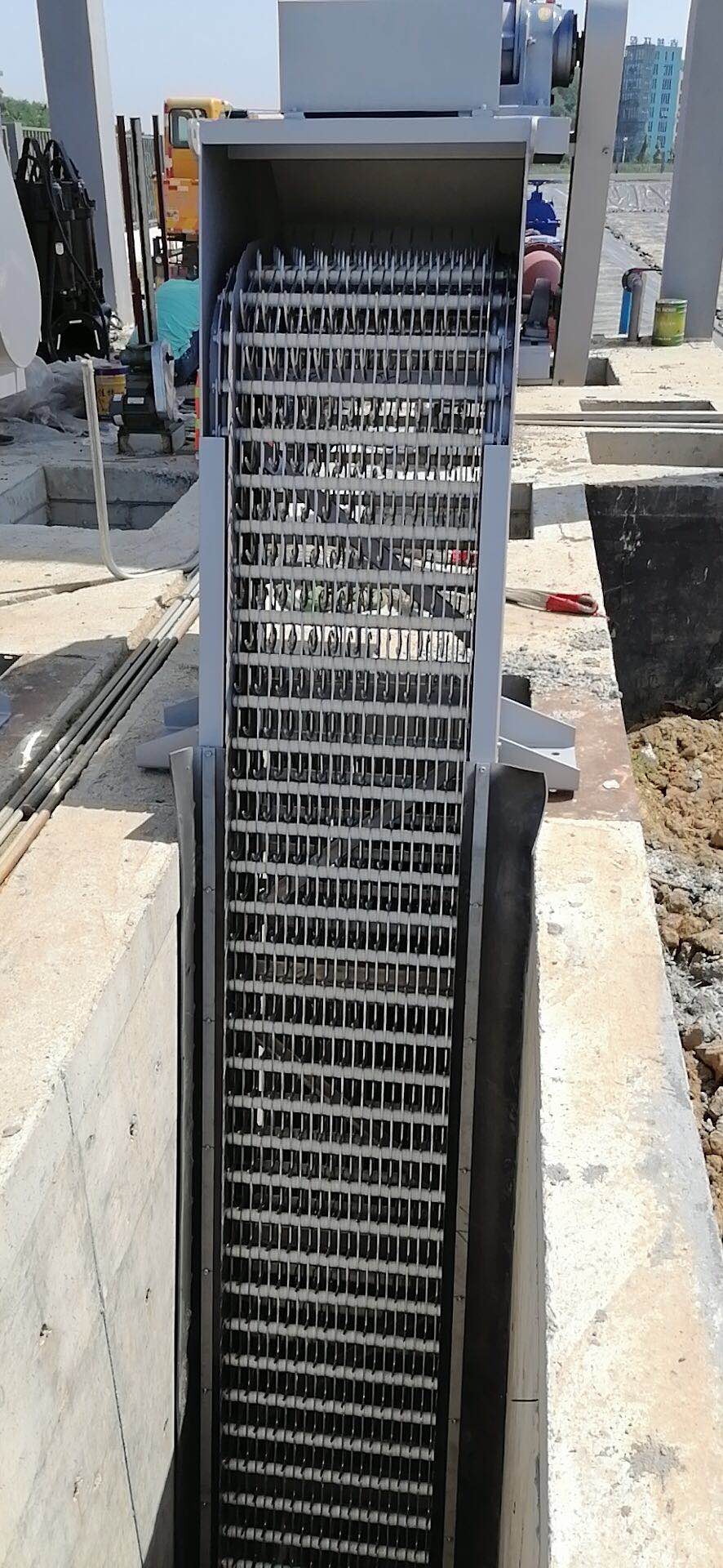 解決水體汙染的有效工具—回轉式格柵機