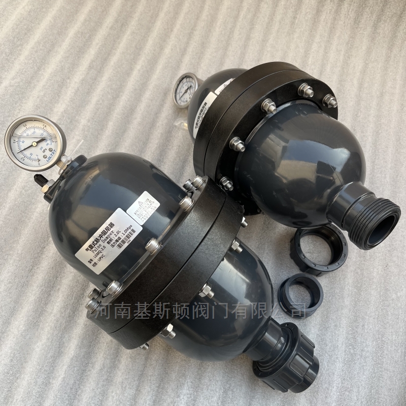 LGMQ-2.0L气囊式脉冲阻尼器.jpg